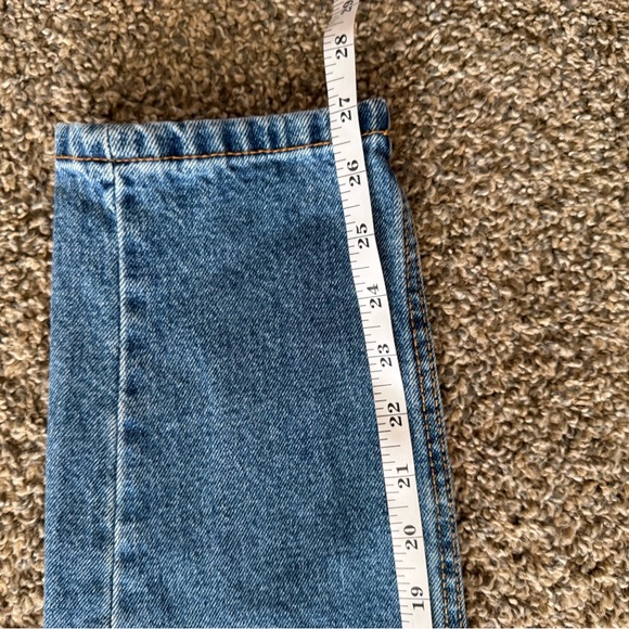Zara Women's Classic Blue Straight Leg Jeans - Picture 4 of 6